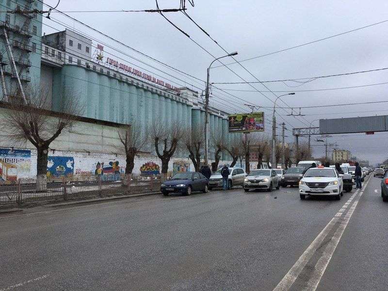 В Ворошиловском районе перекрыта дорога на Тулака