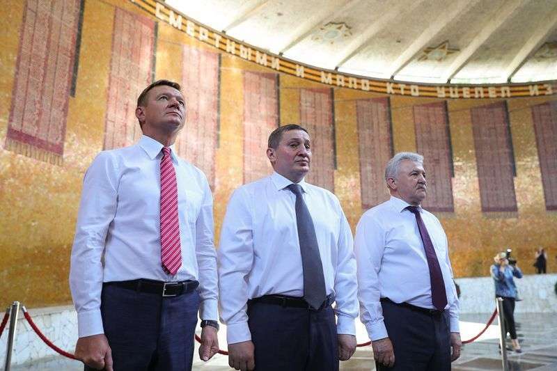В день открытия ЧМ-2018 в Волгоград прибыл глава Росавтодора