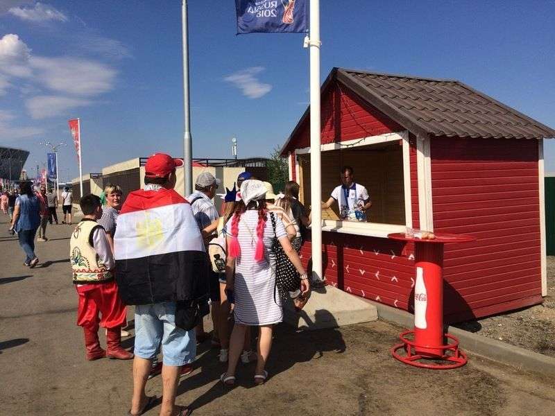 В день матча Польша-Япония возле стадиона поставят поливальные машины