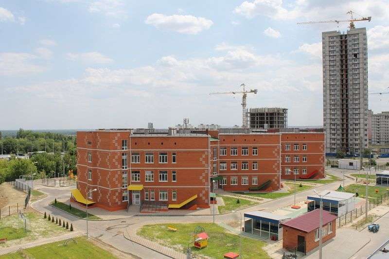 В Волгограде открыли трехэтажный детский сад