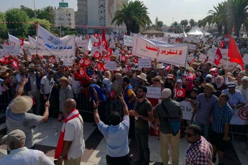Отдых в Тунисе перестал быть безопасным для туристов из-за протестов