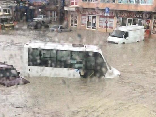 В Краснодарском крае из-за ливневых дождей погибли два человека