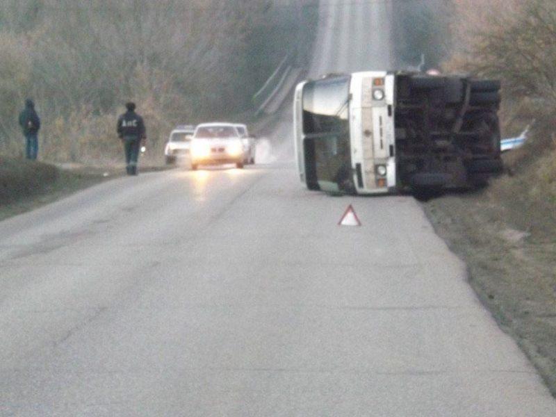 Автобус с вахтовиками из Волгограда разбился в Саратовской области