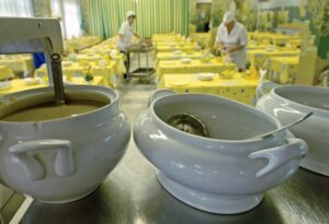 Школьное питание получит свое развитие в регионах: венские вафли в Нижнем Новгороде и шведский стол в Волгограде