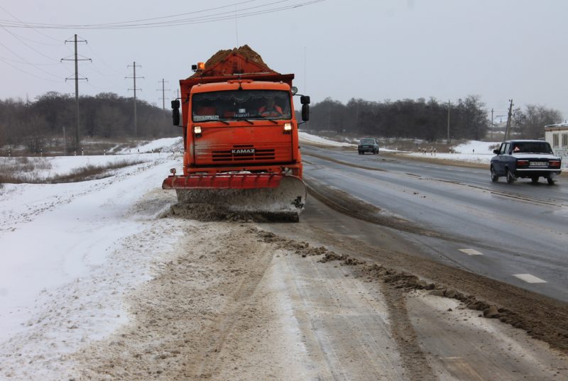 Водителей предупреждают о сильном снегопаде на трассе “Сызрань-Саратов-Волгоград”