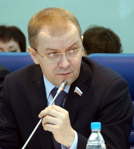 Беглому Олегу Михееву нашли замену в «Справедливой России»