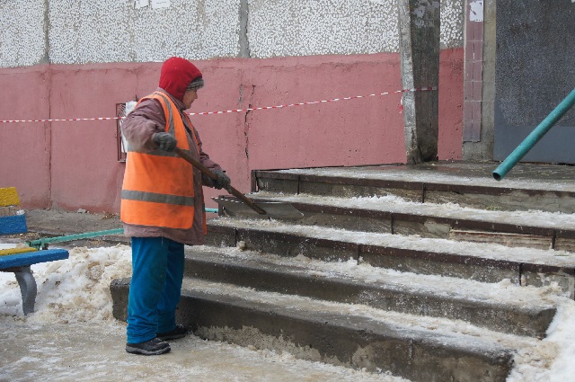 УК не спешат очищать волгоградские улицы от наледи