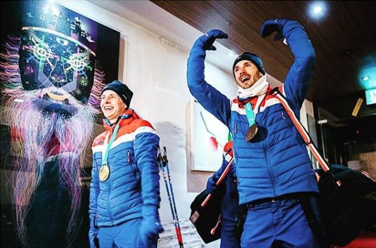 Норвежский лыжник Холунд назвал российских соперников “тупыми”