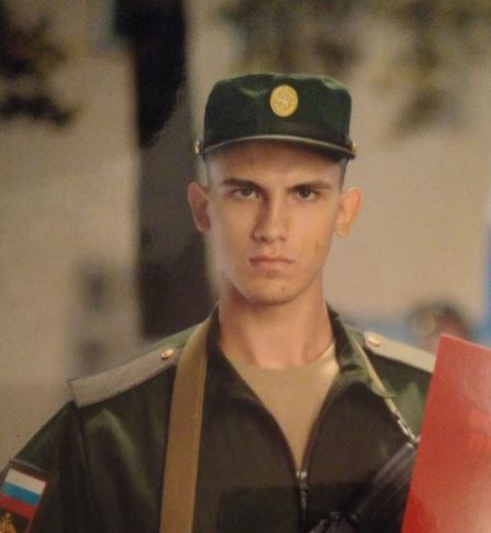 Российские военнослужащие на БТР сорвались с обрыва в Абхазии