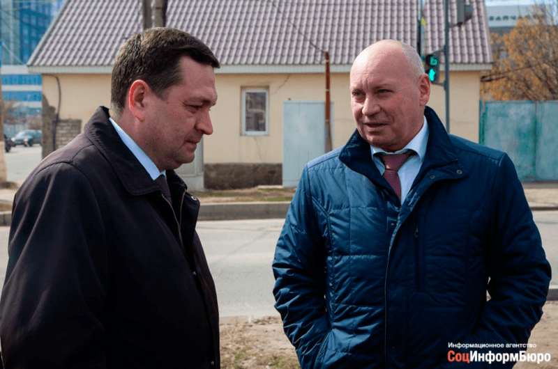 Виталий Лихачев провёл инспекцию дорог в Дзержинском районе Волгограда