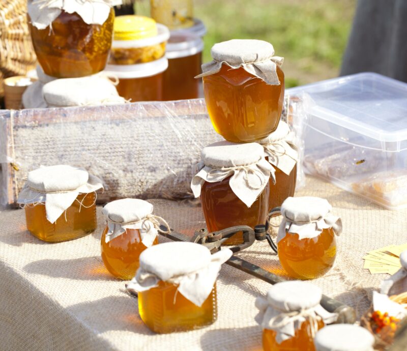 В Киквидзенском районе расследовали крупную кражу мёда