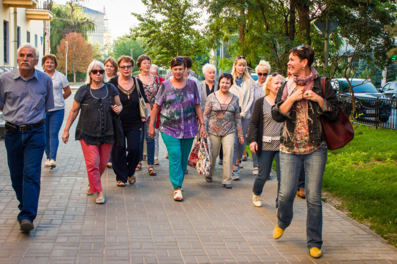 Волгоградцев приглашают на пешеходную экскурсию по улице Мира