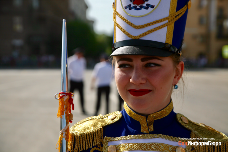 Волгоградские барабанщицы из Академии МВД рассказали, как готовились к Параду Победы