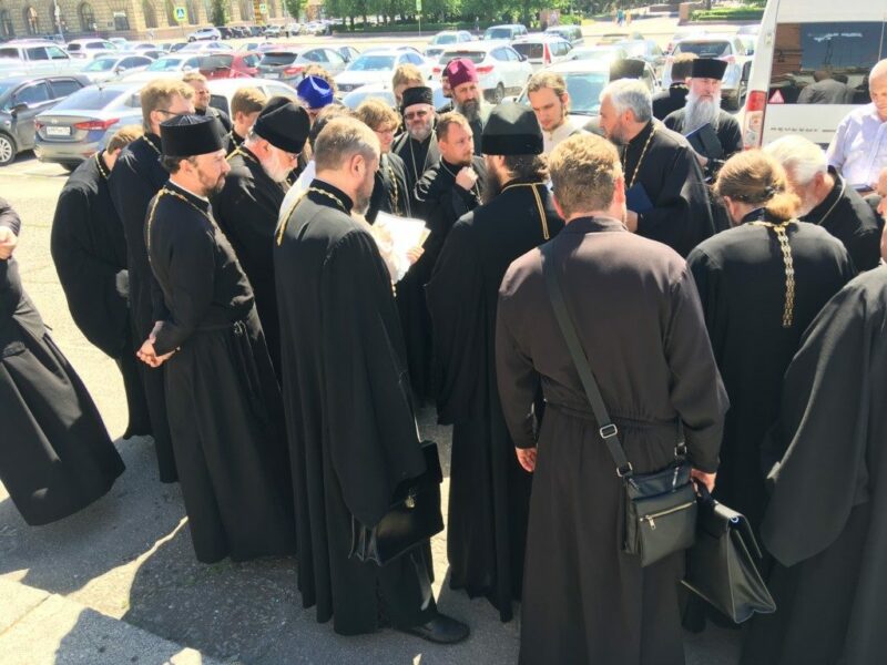 Более 140 священников соберутся в Волгограде перед строящимся храмом Александра Невского