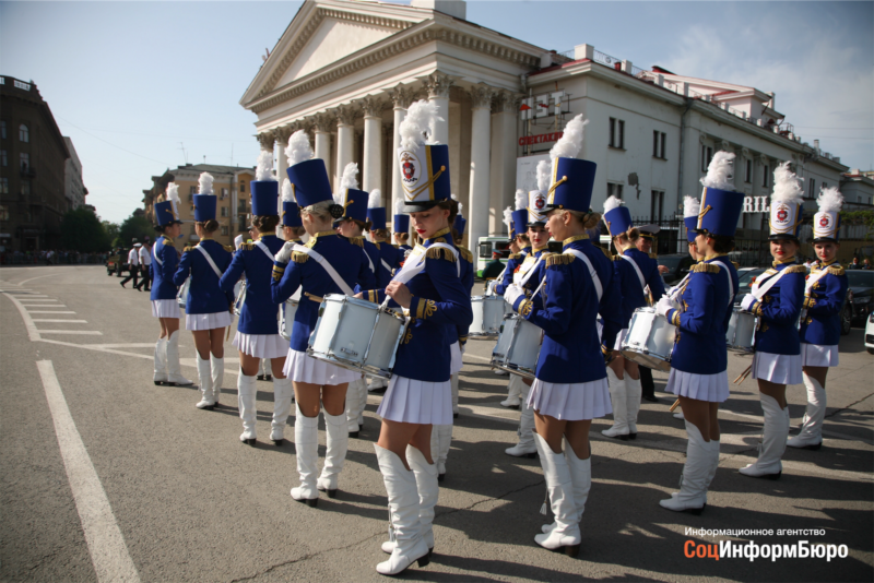 Волгоградские барабанщицы из Академии МВД рассказали, как готовились к Параду Победы