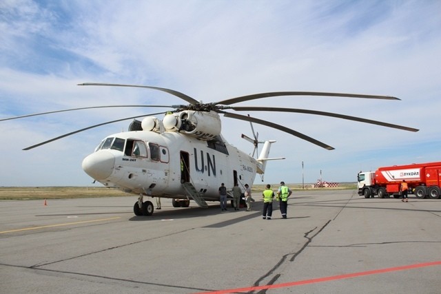 В аэропорту Волгограда приземлился самый большой вертолет в мире