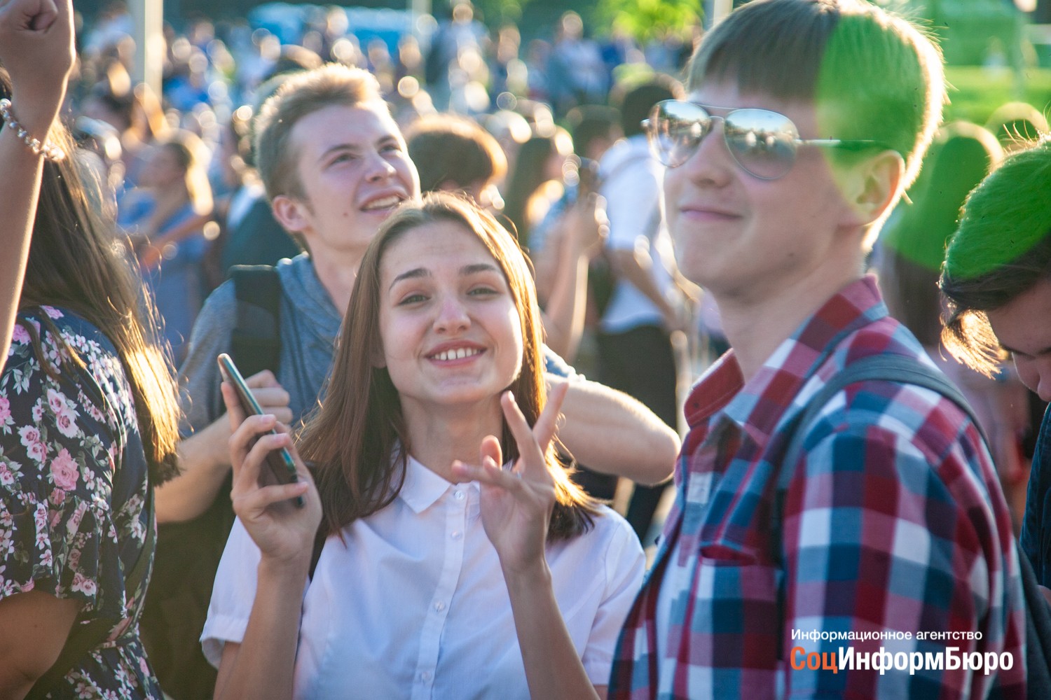 Встреча начинается. Нон стоп фестиваль. Фестивали нон.