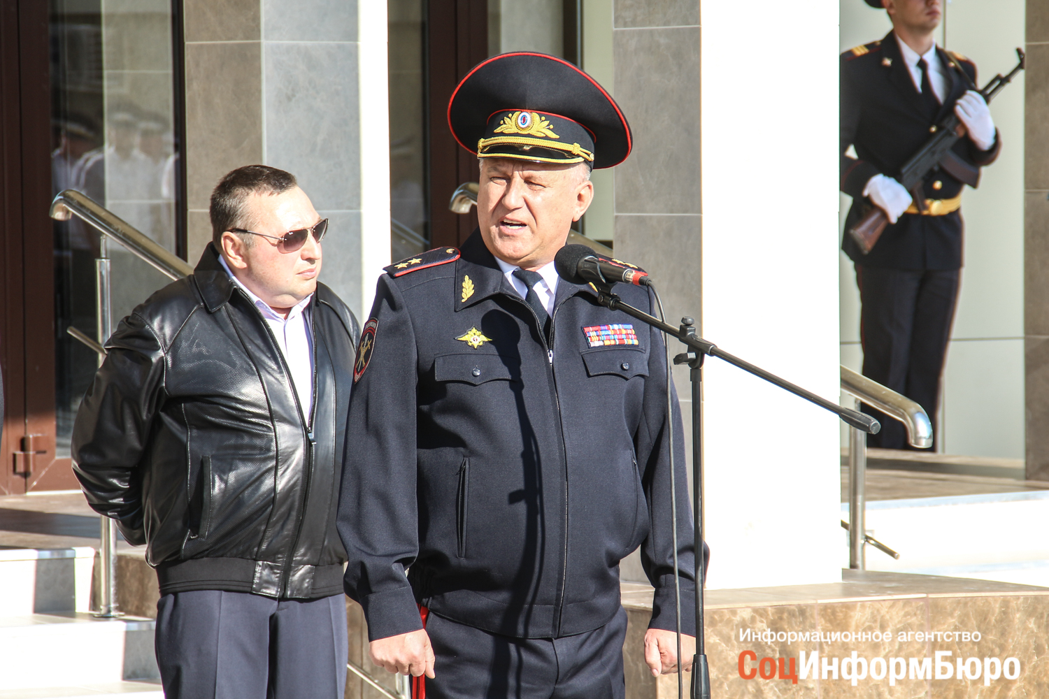 Начальнику ГУ МВД России по Волгоградской области исполнилось 62 года
