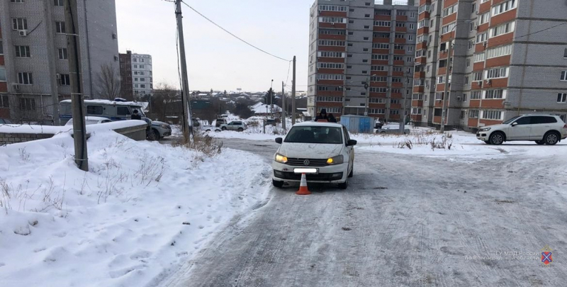 «Не ходите по дороге»: сразу несколько пешеходов за сутки угодили под машины в Волгограде