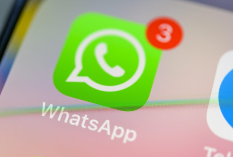Мессенджер WhatsApp ограничил пересылку сообщений