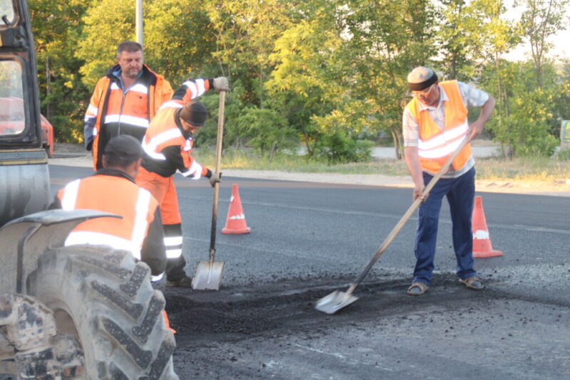 В Волгограде 36,5% дорог требуют ремонта
