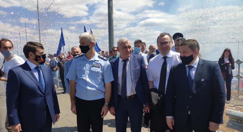 В Волгограде открыли движение по новому мосту через Ахтубу