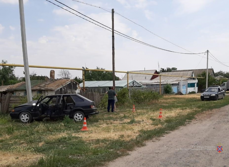 В страшных авариях под Волгоградом погибли двое мужчин