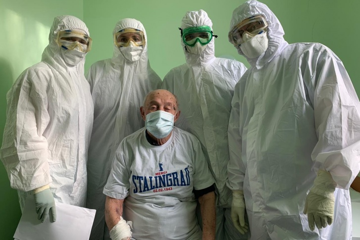 96-летнего ветерана войны спасли от коронавируса в Волгограде