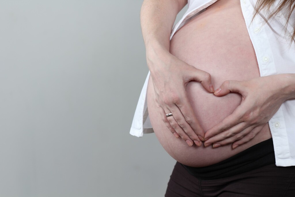 С 1 июля меняется порядок выплат по беременности