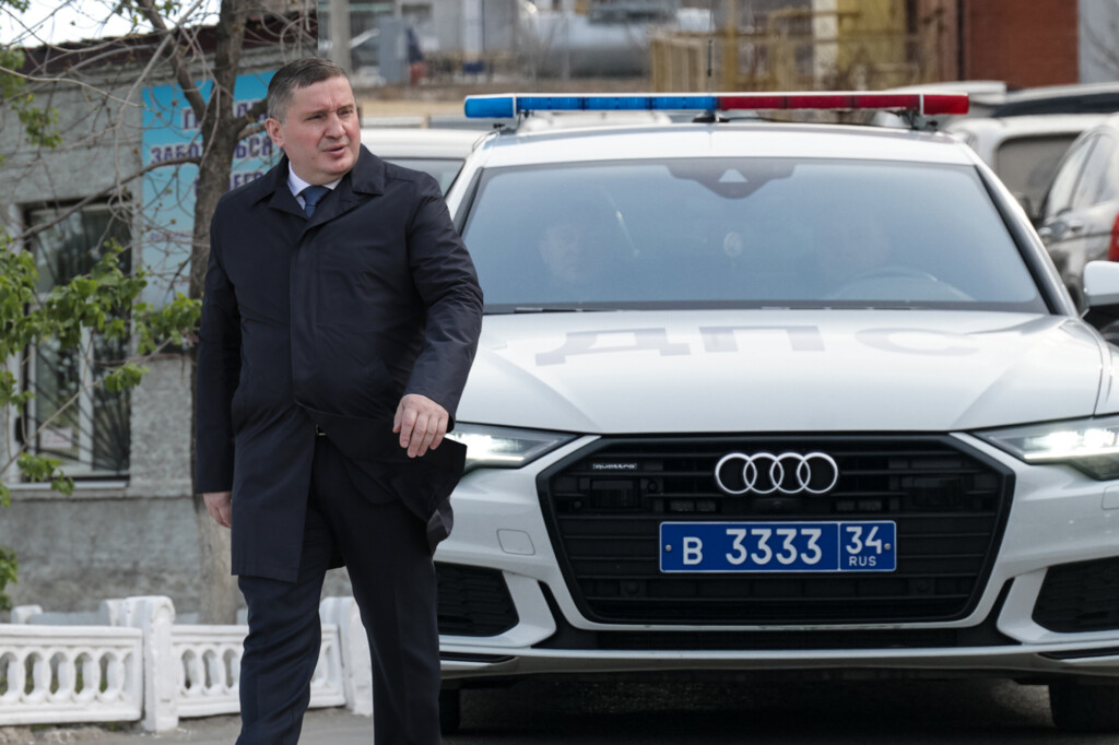 «Кручу-верчу, отмыть хочу»: расследование о схемах обогащения волгоградского губернатора Бочарова