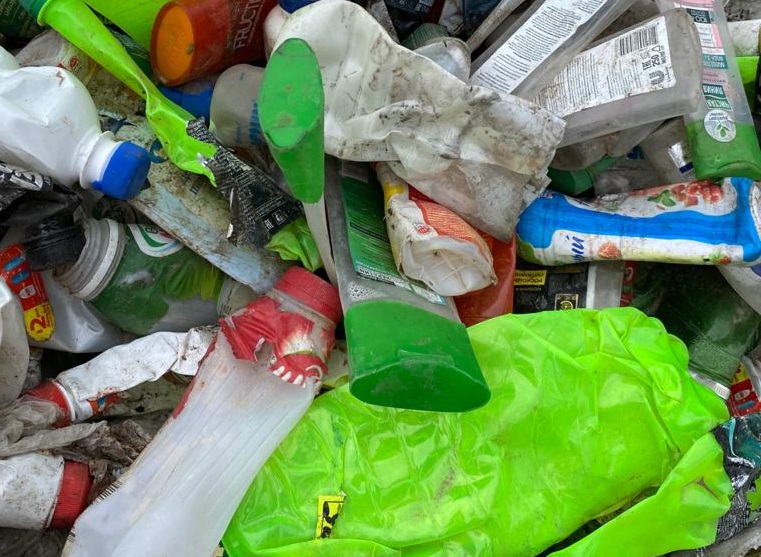 Запрет пластика и одноразовой посуды. Заработает ли в России модель экологичного потребления?
