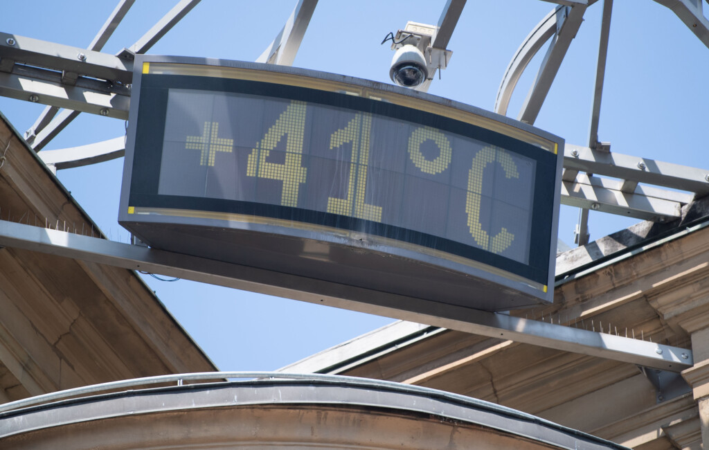МЧС предупреждает о жаре до +41 в ближайшие два дня