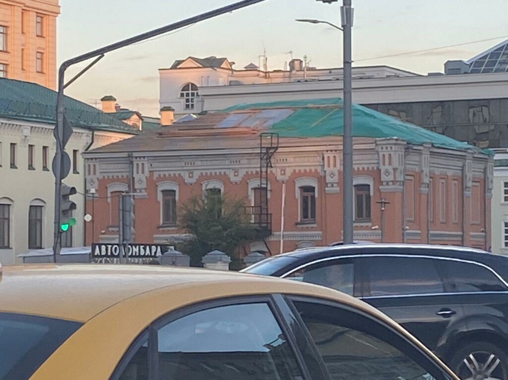 Жена губернатора Бочарова меняет крышу