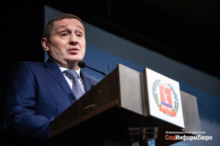 Семья губернатора Андрея Бочарова вошла в топ-10 по уровню дохода среди глав субъектов Федерации