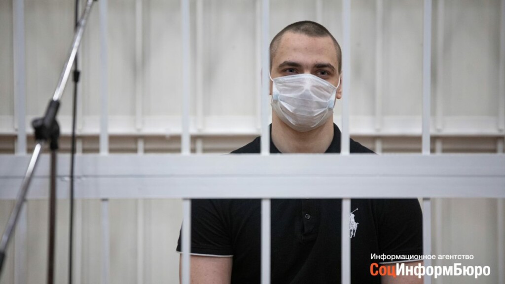 «Я хочу, чтобы его наказал не Господь, а суд»: мама убитого в Волгограде студента требует пожизненное для Виталия Васильева