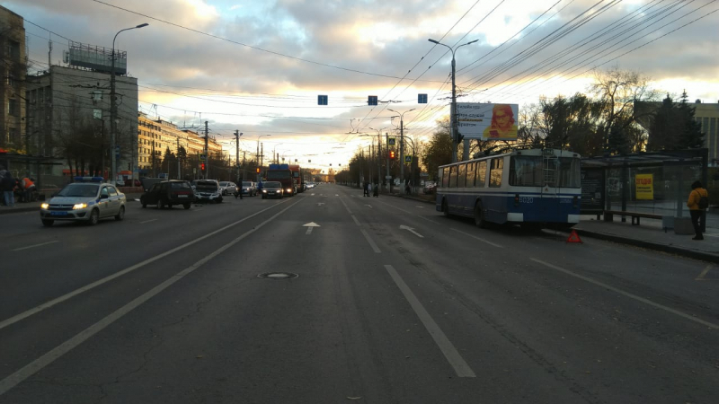 В Волгограде ВАЗ «влетел» в троллейбус с пассажирами