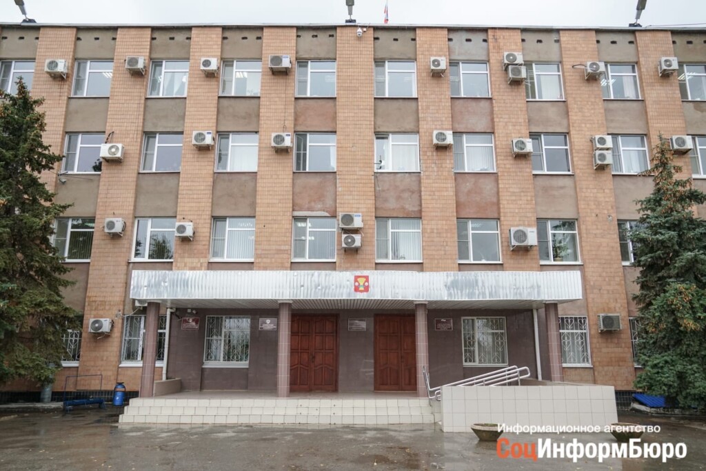 «Не хотите по-хорошему, будет по-плохому»: сотрудники МУПа пожаловались в прокуратуру на давление от главы Светлоярского района