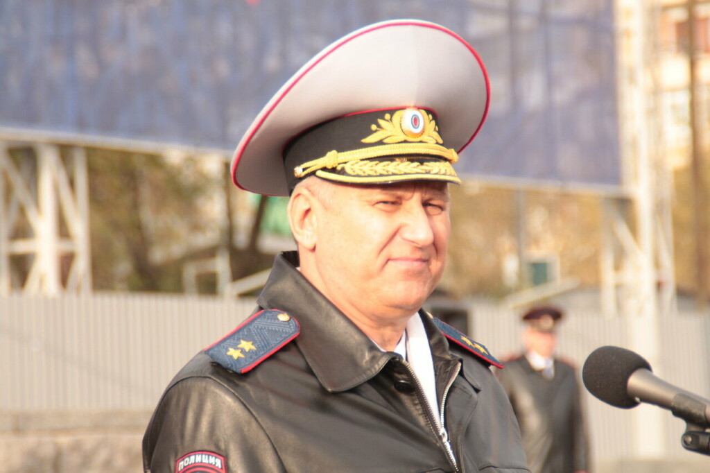 Главу волгоградской полиции Александра Кравченко освободили от должности
