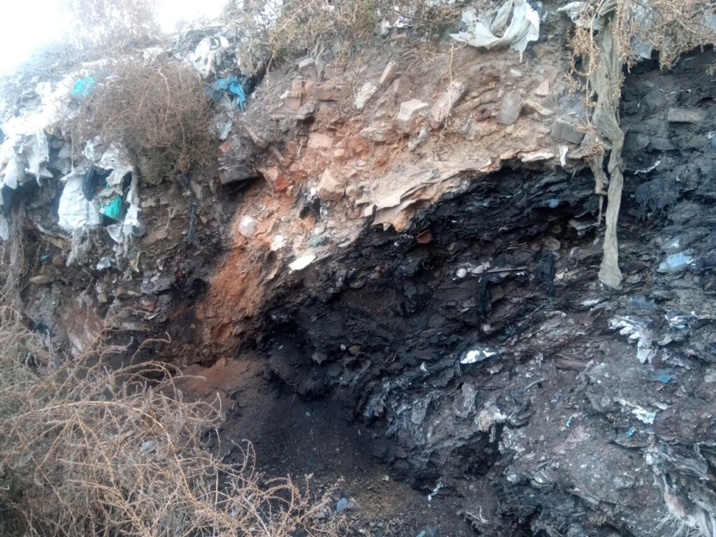 Жители Дубовки показали некачественно ликвидированную скандальным «ГринЛайтом» свалку