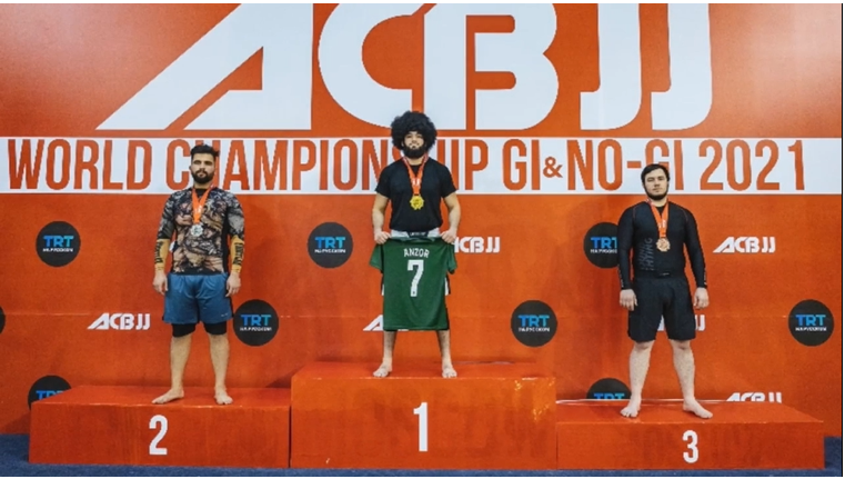 Волжанин стал чемпионом мира по джиу-джитсу