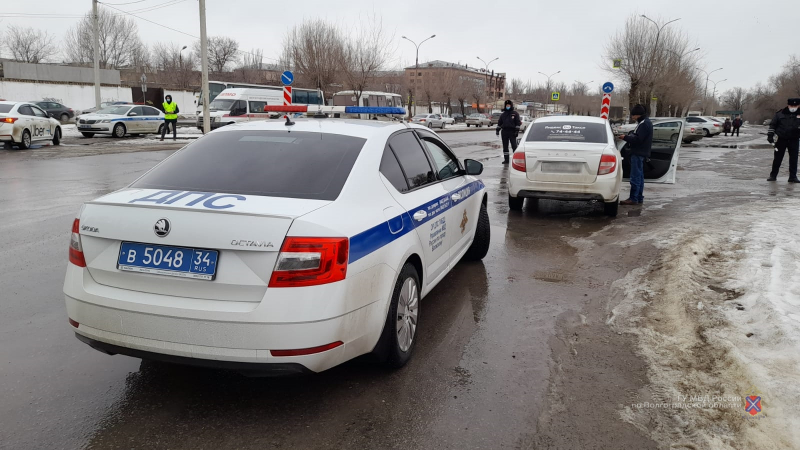 В Волгограде опять эвакуируют школы