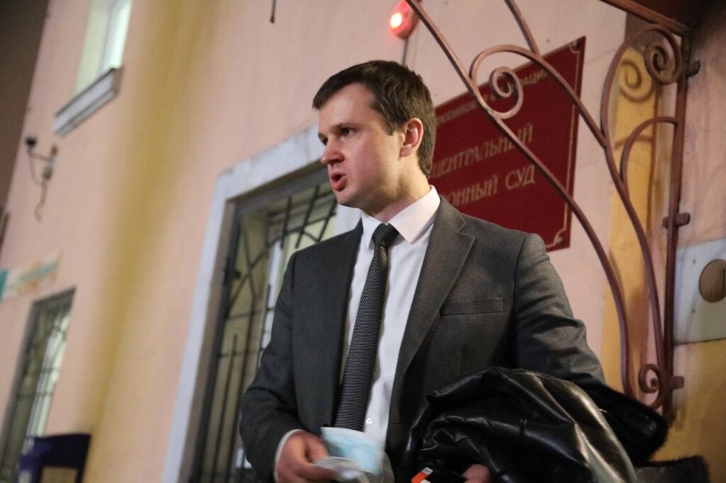 15 суток: После полуночи закончилось второе заседание по делу Михаила Соломонова в Волгограде