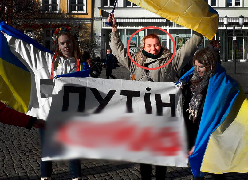 Дочь председателя профсоюза образования Волгоградской области вышла на митинг с оскорбляющим российского президента плакатом