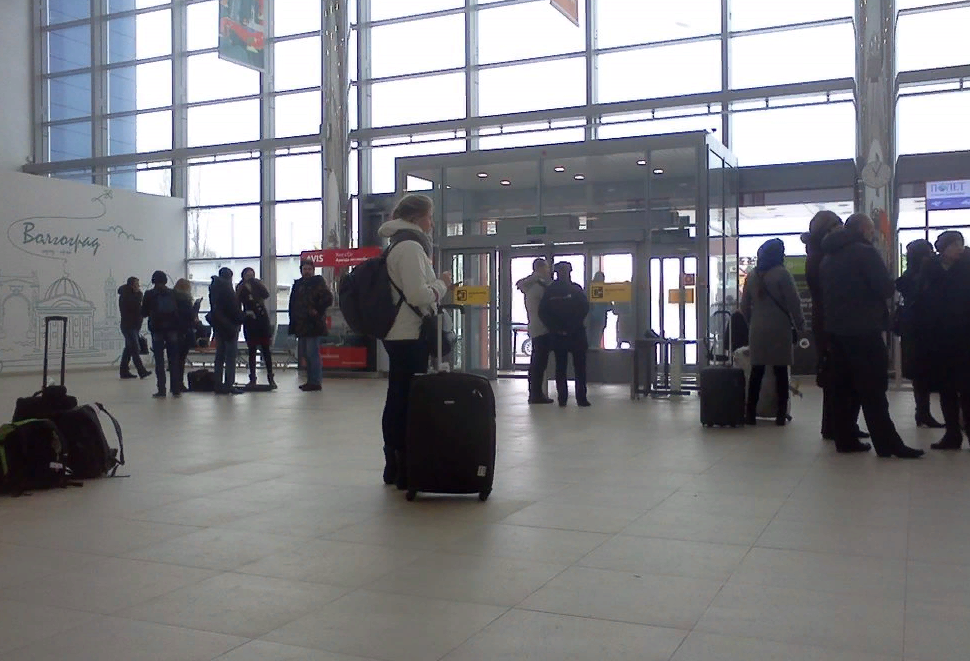 Житель Волгограда решил покурить на борту московского самолета и был задержан