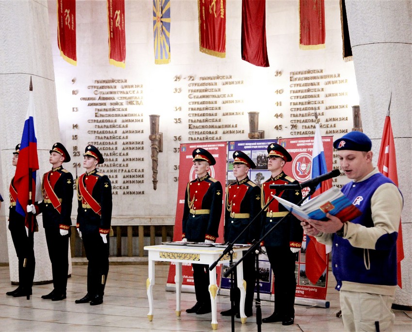 В Волгограде посмертно наградили погибших во время спецоперации волгоградцев