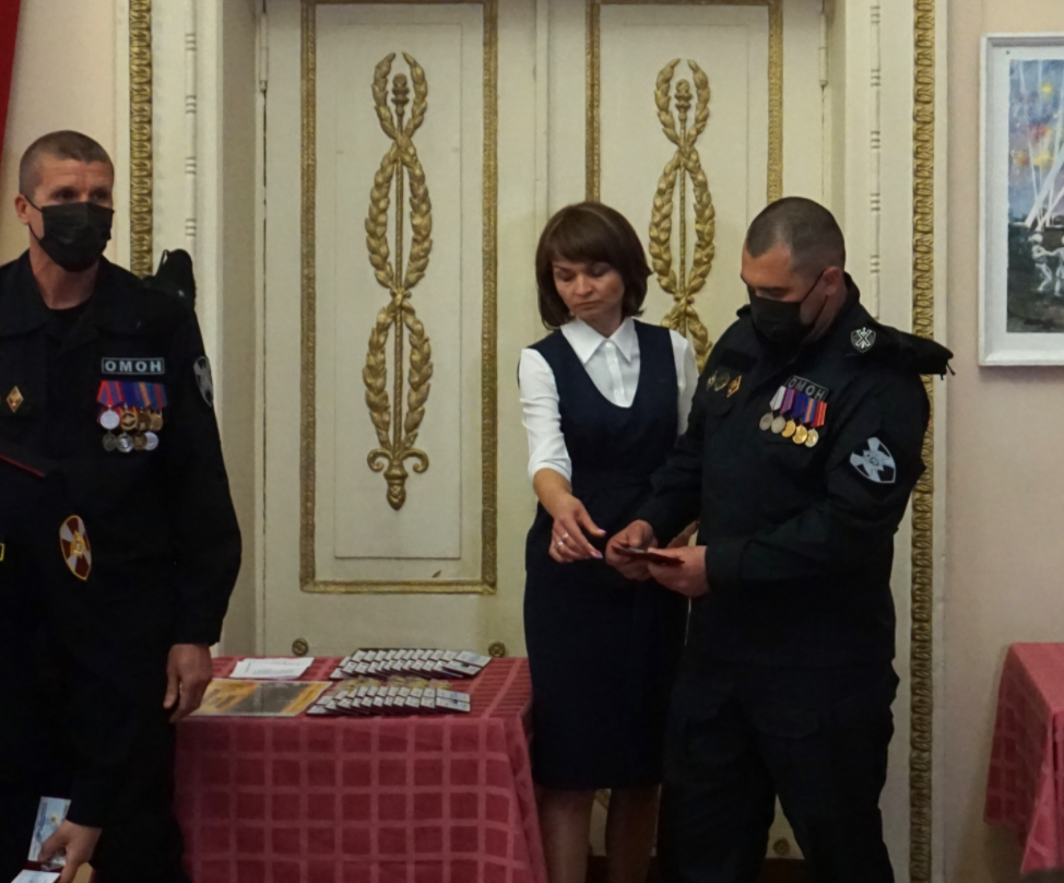 В Волгоградской области вручили  орден Мужества семье погибшего на Украине Сергея Аверьянова
