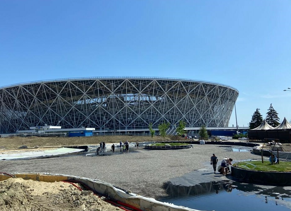 В центре Волгограда у подножья стадиона появится детский бассейн с «эффектом морского дна»