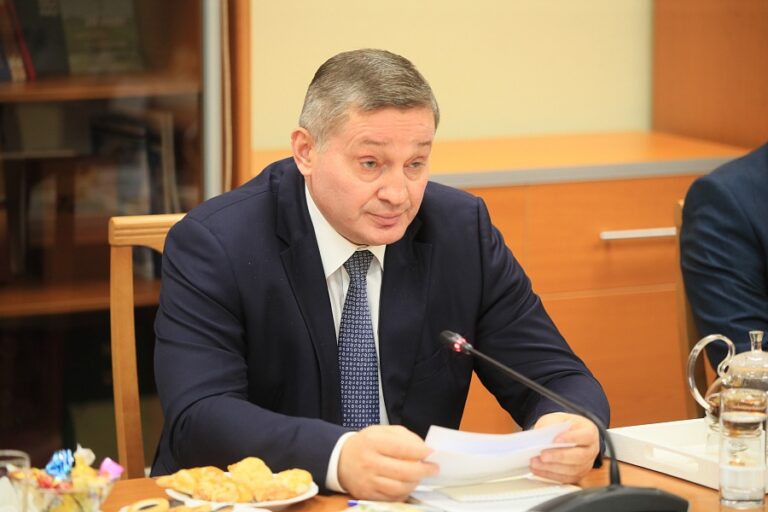 Владимир Марченко вернулся в тройку лидеров медиарейтинга первых лиц столиц субъектов ЮФО