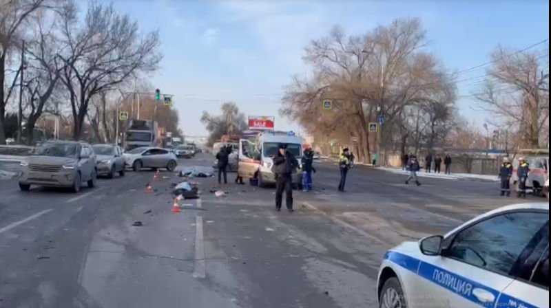 Подросток и двое взрослых погибли в страшной аварии в Кировском районе Волгограда