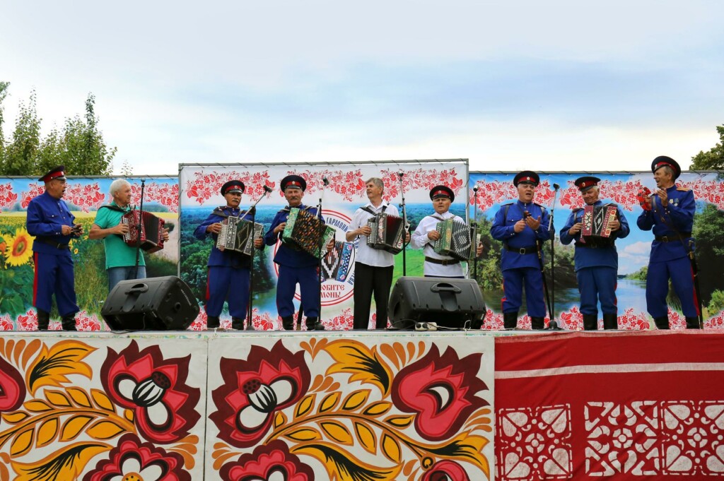 1 июля в Волгоградской области пройдет фестиваль любителей русской гармонии